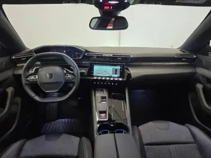 Photo 14 Peugeot 508  Hybrid 180ch Allure e-EAT8