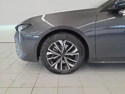 Photo 8 Peugeot 508  Hybrid 180ch Allure e-EAT8