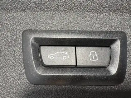 Photo 107 BMW Serie 1 123 xDrive 218 ch DKG7