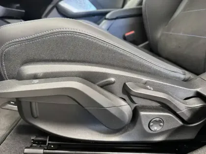 Photo 58 BMW Serie 1 123 xDrive 218 ch DKG7