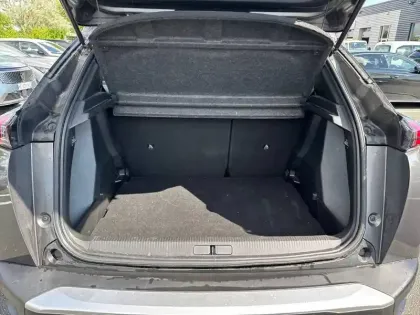 Photo 25 Peugeot 2008  PureTech 130 S&S BVM6