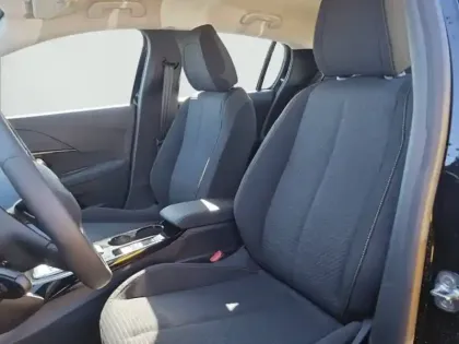 Photo 30 Peugeot 208  Electrique 50 kWh 136ch