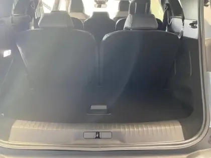 Photo 58 Peugeot 5008  Hybrid 136 e-DCS6