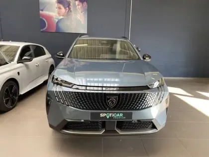 Photo 31 Peugeot 5008  Hybrid 136 e-DCS6