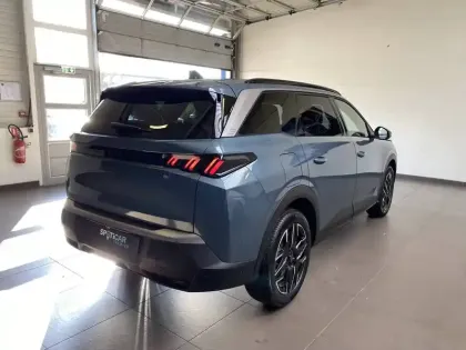 Photo 36 Peugeot 5008  Hybrid 136 e-DCS6