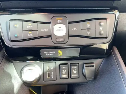 Photo 47 Nissan Leaf  Electrique 40kWh