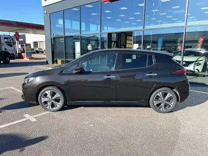 Photo 31 Nissan Leaf  Electrique 40kWh
