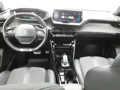 Photo 7 Peugeot 2008  Moteur électrique 136 ch