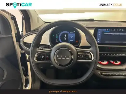 Photo 8 Fiat 500 C e 118ch Pack Confort & Style MY24