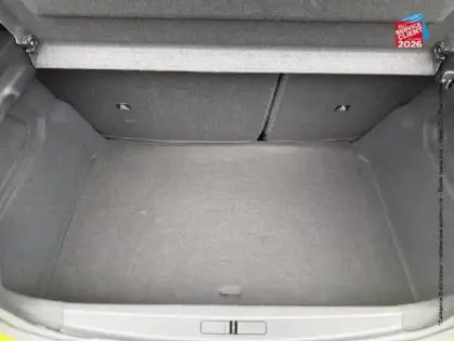 Photo 43 Peugeot 208  e- 136ch Active