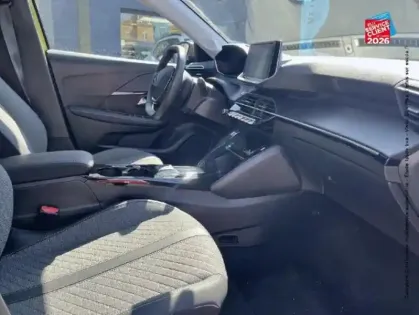 Photo 23 Peugeot 208  e- 136ch Active