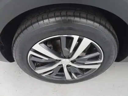 Photo 8 Peugeot 3008 Puretech 130ch S&S BVM6 Allure