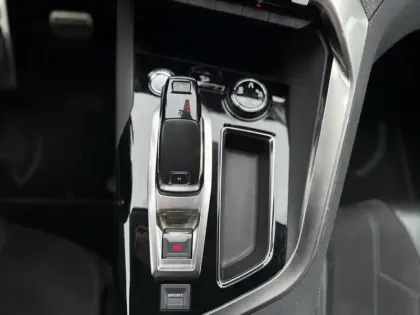 Photo 12 Peugeot 3008  1.6 THP 165ch S&S EAT6 Crossway