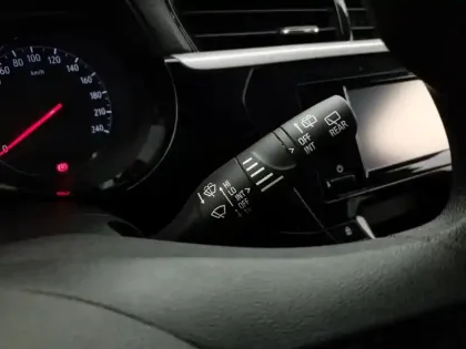 Photo 16 Opel Corsa  1.2 75 ch BVM5 Edition