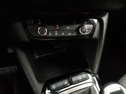 Photo 12 Opel Corsa  1.2 75 ch BVM5 Edition