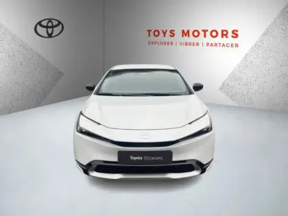 Photo 7 Toyota Prius Hybride Rechargeable 223ch Design