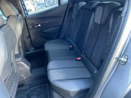 Photo 8 Peugeot 2008  1.2 PureTech 155ch S&S GT EAT8