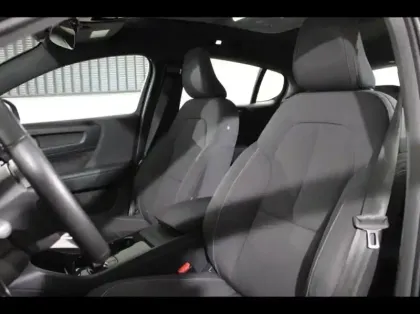 Photo 21 Volvo C40  Recharge 231ch Start