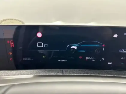 Photo 35 Peugeot 3008  Hybrid 136 e-DCS6