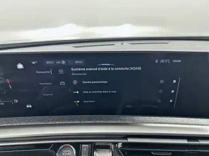 Photo 49 Peugeot 3008  Hybrid 136 e-DCS6