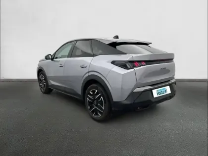 Photo 32 Peugeot 3008  Hybrid 136 e-DCS6