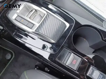 Photo 18 Peugeot 208  Hybrid 100 e-DCS6