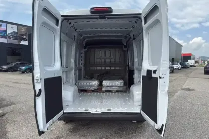 Photo 58 Peugeot Boxer  FGN TOLE 3.3 T L2H2 140 S&S BVM6