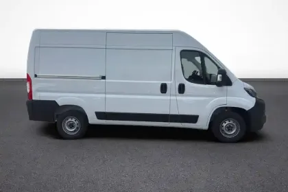 Photo 51 Peugeot Boxer  FGN TOLE 3.3 T L2H2 140 S&S BVM6