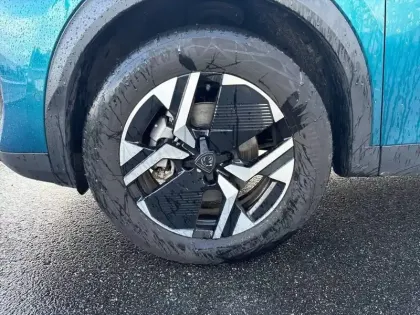 Photo 33 Peugeot 2008  Hybrid 145 e-DCS6