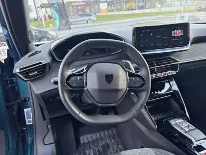 Photo 29 Peugeot 2008  Hybrid 145 e-DCS6