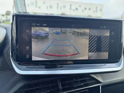 Photo 35 Peugeot 2008  Hybrid 145 e-DCS6