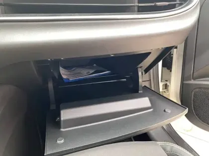 Photo 81 Abarth 600  e 240 ch