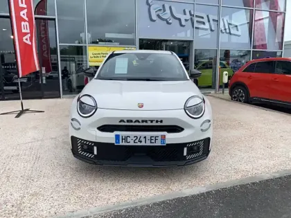 Photo 33 Abarth 600  e 240 ch