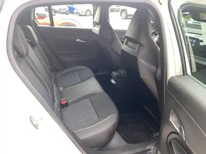 Photo 86 Abarth 600  e 240 ch