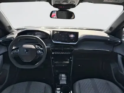 Photo 27 Peugeot 2008  Electrique 54 kWh 156 ch