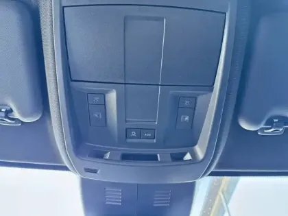 Photo 19 Peugeot 3008  Hybrid 136 e-DCS6