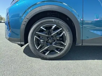 Photo 12 Peugeot 3008  Hybrid 136 e-DCS6