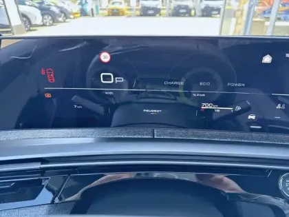 Photo 9 Peugeot 3008  Hybrid 136 e-DCS6