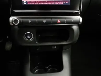 Photo 12 Citroën C3  PureTech 83 S&S BVM5 Shine