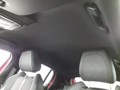 Photo 24 Peugeot 208  PureTech 100 S&S BVM6 GT