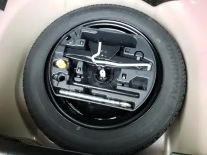 Photo 26 Peugeot 208  PureTech 100 S&S BVM6 GT