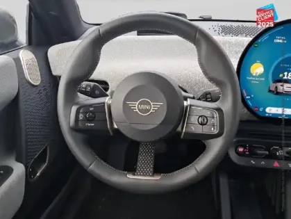 Photo 11 Mini Cooper  3 Portes SE 218ch Favoured