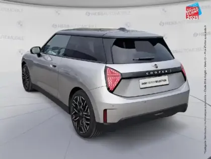 Photo 7 Mini Cooper  3 Portes SE 218ch Favoured