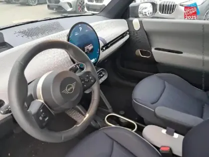 Photo 14 Mini Cooper  3 Portes SE 218ch Favoured