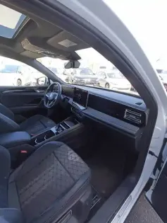 Photo 43 Volkswagen Tiguan  1.5 eHybrid 204ch DSG6