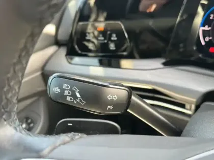 Photo 20 Volkswagen Golf  SW 1.5 eTSI OPF 150 DSG7