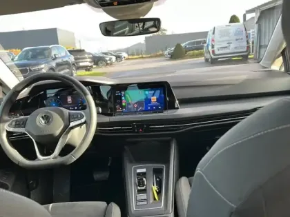 Photo 3 Volkswagen Golf  SW 1.5 eTSI OPF 150 DSG7