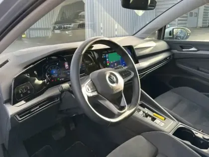 Photo 14 Volkswagen Golf  SW 1.5 eTSI OPF 150 DSG7