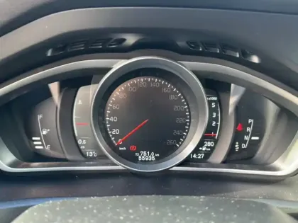 Photo 16 Volvo V40  D2 AdBlue 120 ch Geartronic 6