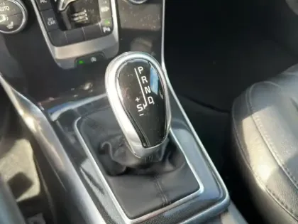 Photo 19 Volvo V40  D2 AdBlue 120 ch Geartronic 6